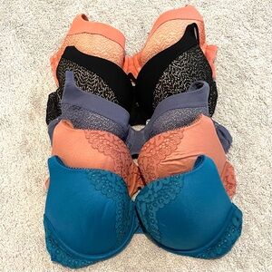 Lot of 5 Victoria’s Secret Size 34D Bras Underwire Black Blue Purple Coral